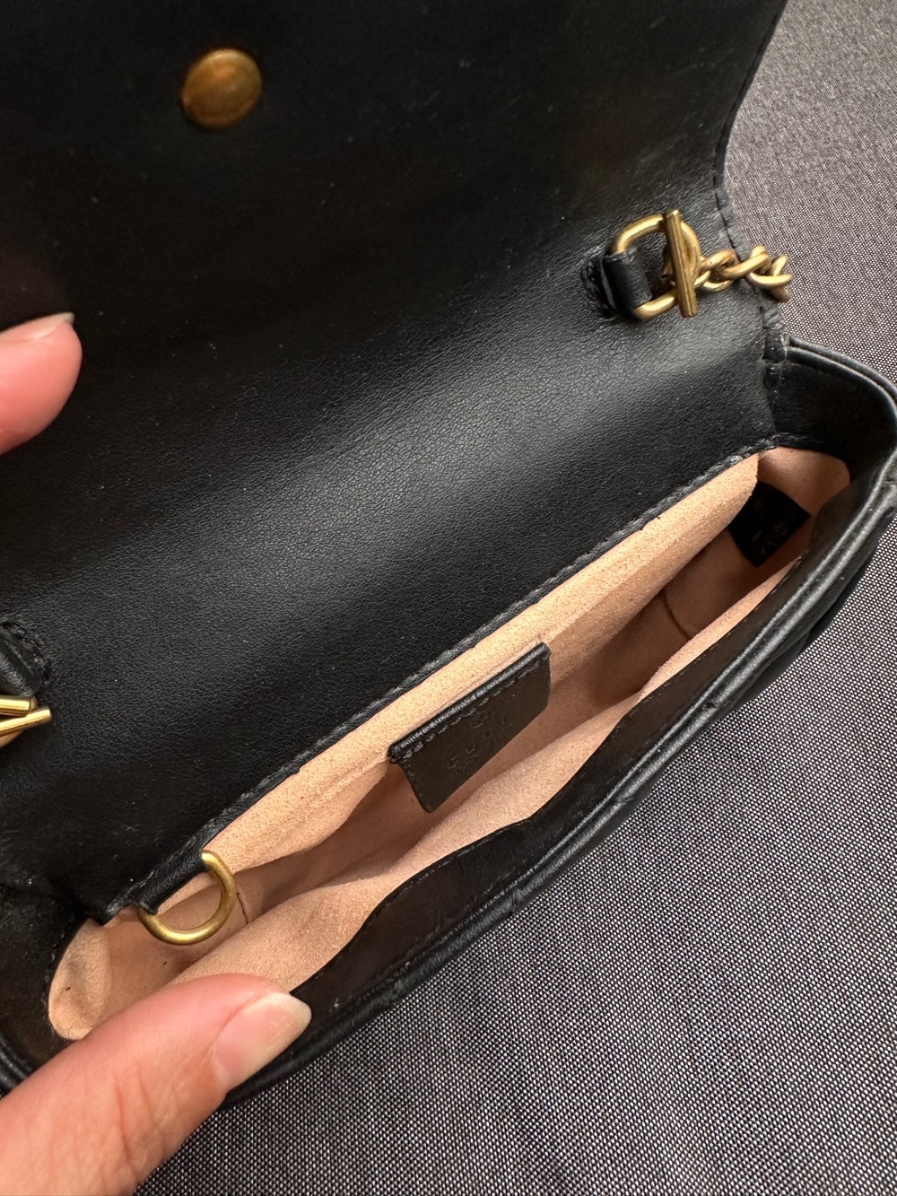 Gucci Black Leather Mini Shoulder Bag with Gold GG Hardware - Picture 14 of 17